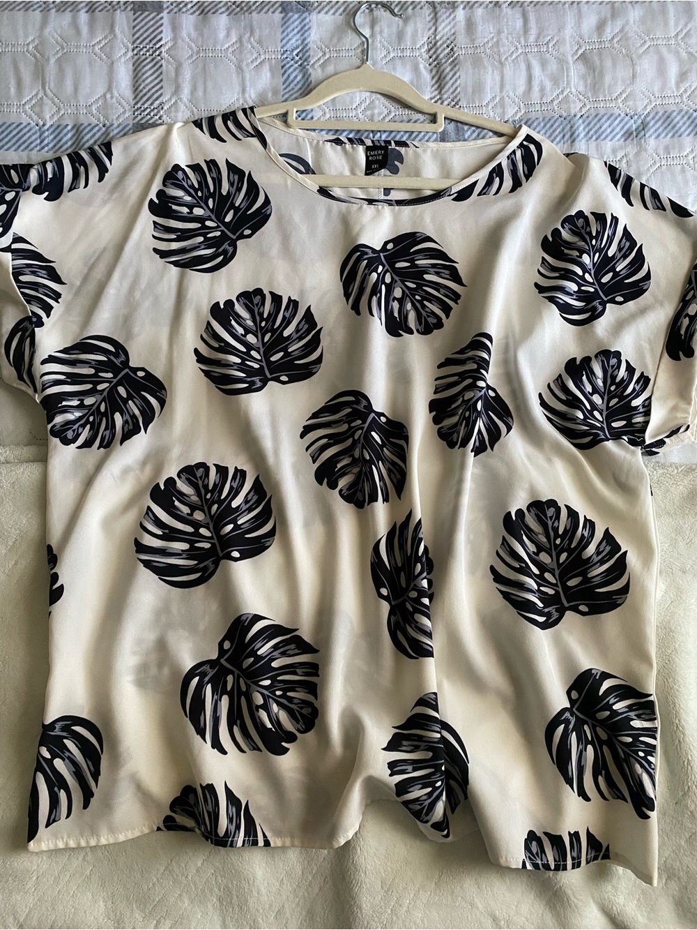 Fresh blouse new day Cream Blouse with Black Leaf Print